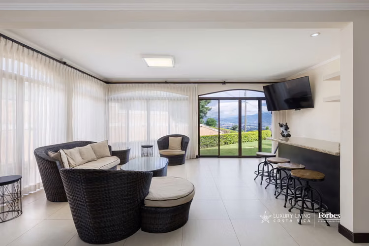 21071 - Villa de Lujo en Santa Bárbara, Vista Panorámica, gran Terreno