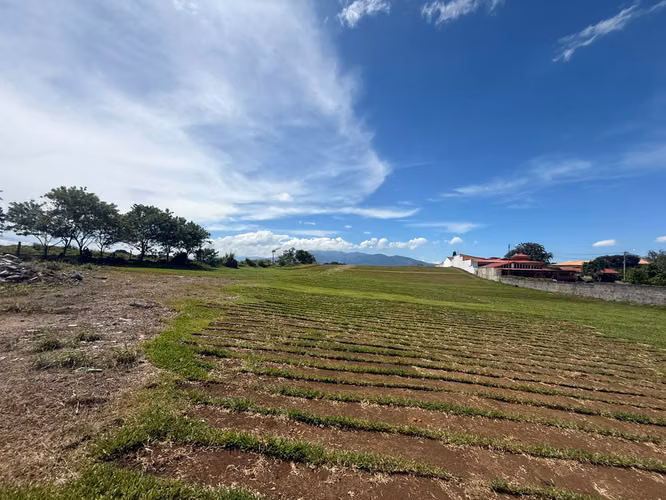 EN VENTA – TERRENO  MEDIA DENSIDAD  – BARRIO SAN JOSE DE  ALAJUELA - Imagen 3