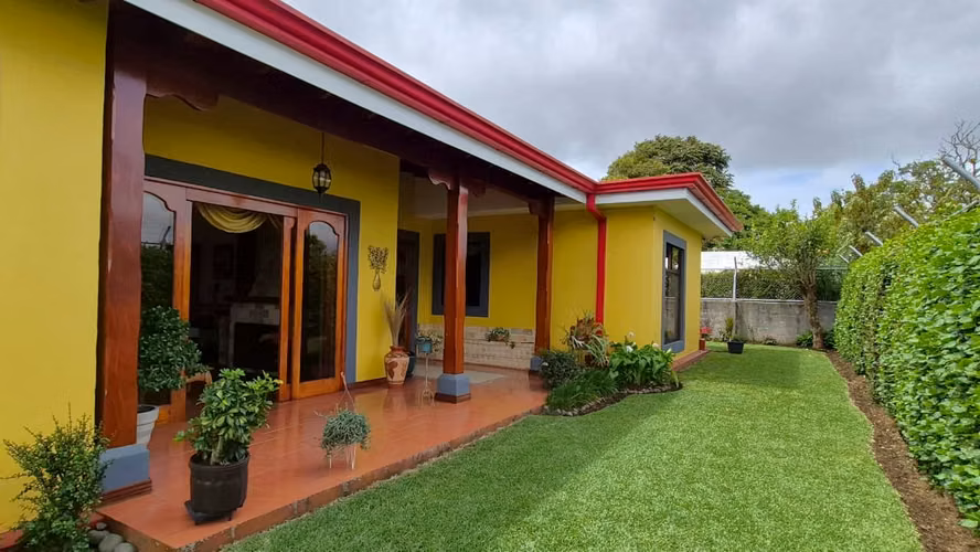 Venta de Casa  en San Rafael de Coronado - Imagen 2