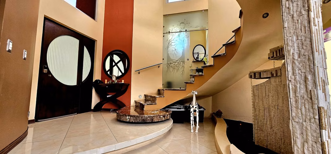 Venta de Casa en Santo Domingo de Heredia. PROPIEDAD DE LUJO. - Imagen 8