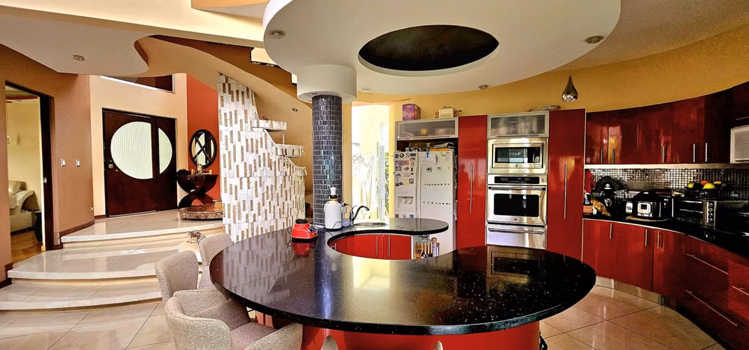 Venta de Casa en Santo Domingo de Heredia. PROPIEDAD DE LUJO. - Imagen 3