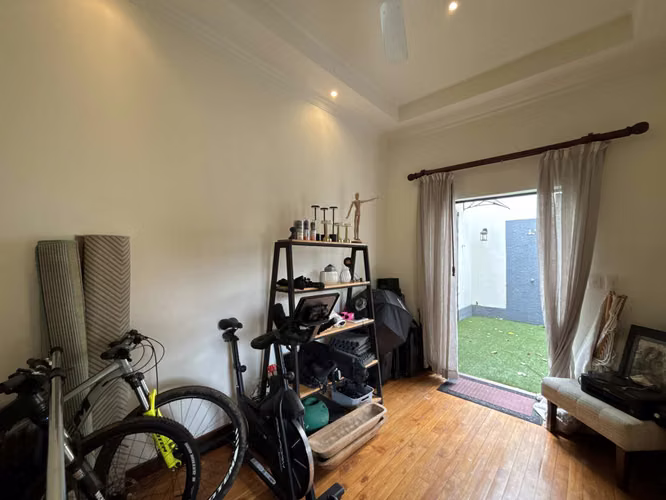VENTA DE CASA EN RESIDENCIAL TREJOS MONTEALEGRE, ESCAZÚ