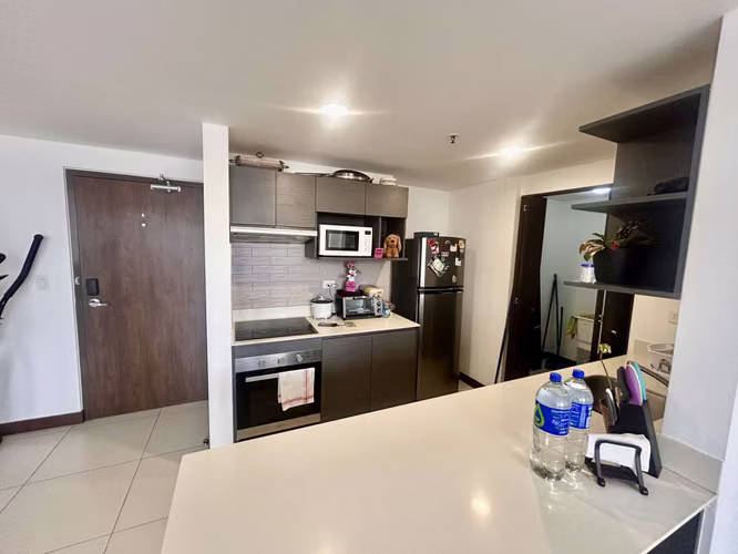 Venta de apartamento en Rohrmoser. La Nunciatura.