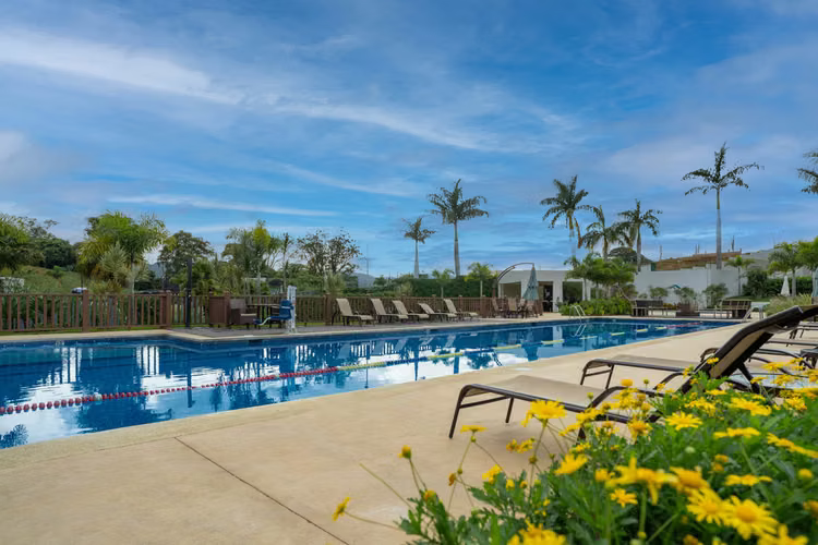Venta de moderna casa en Condominio a Estrenar