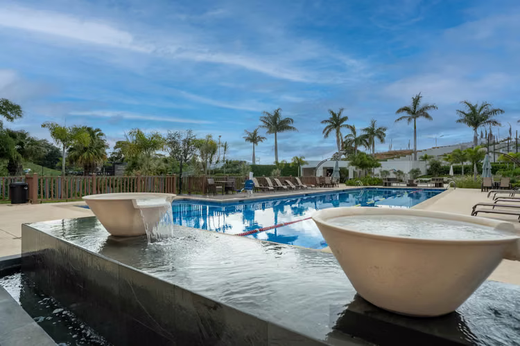 Venta de moderna casa en Condominio a Estrenar