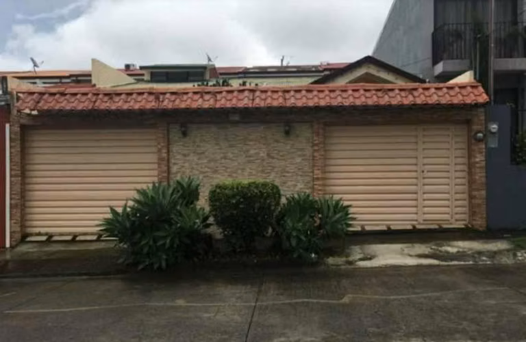 Casa de una planta en Residencial Ayarco Sur – Curridabat - Imagen 2