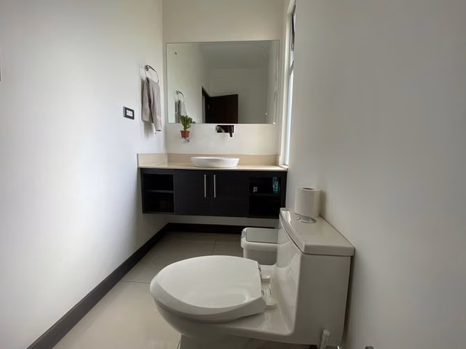 Venta, Casa moderna de 3 habitaciones en condominio con amenidades en Santa Ana ID24471 - Imagen 7