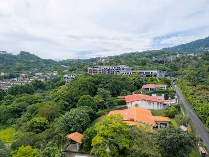 PRE-VENTA DE APARTAMENTOS EN CONDOMINIO EN SANTA ANA CENTRO - Imagen 6