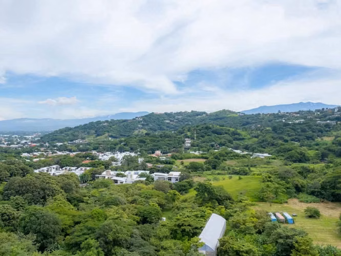 PRE-VENTA DE APARTAMENTOS EN CONDOMINIO EN SANTA ANA CENTRO - Imagen 4