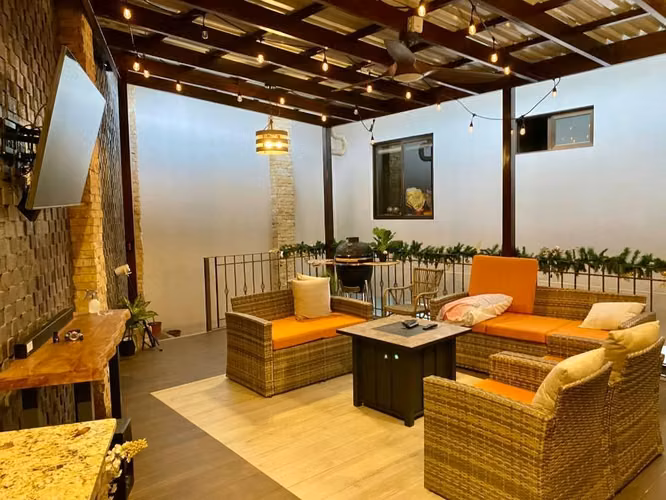 Curridabat SUPER OFERTAS por U Fidelitas. Elegante casa de 5 años, - Imagen 13