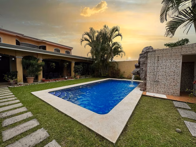 VENTA DE CASA EN ESCAZÚ