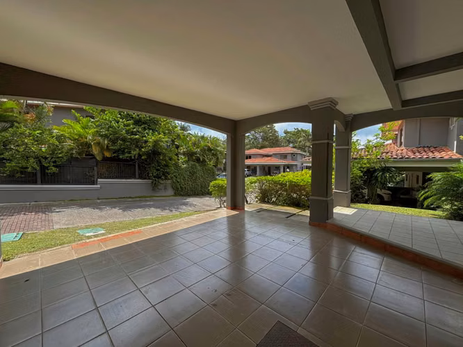 VENTA DE CASA EN JABONCILLOS, ESCAZÚ*