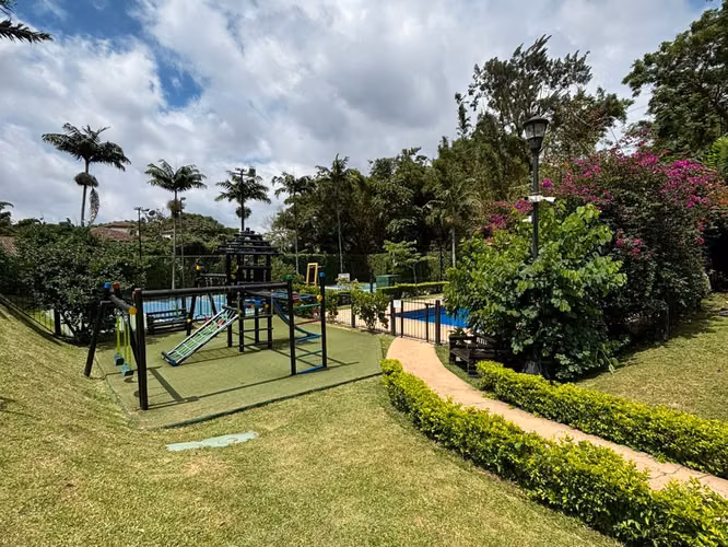 VENTA DE CASA EN JABONCILLOS, ESCAZÚ*