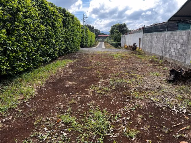 Finca plana - 18.223 m² - Miramar, Puntarenas (todos los servicios)