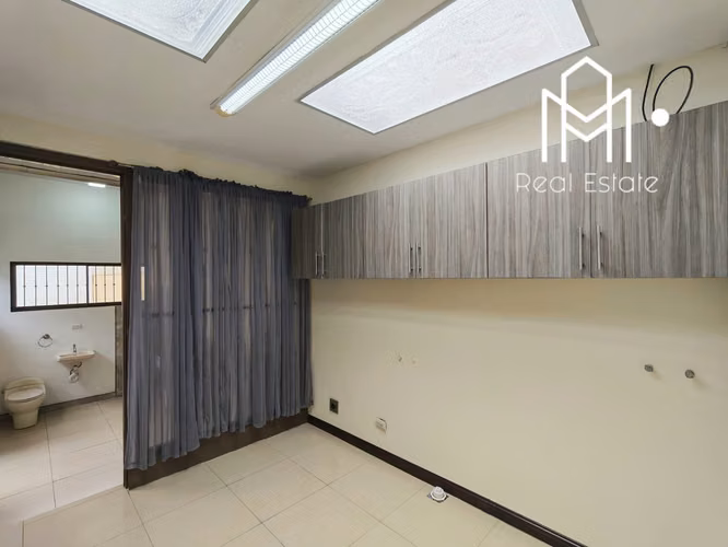 Venta Lujosa Casa En Heredia Centro.