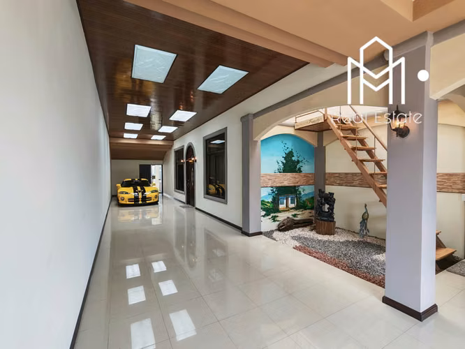 Venta Lujosa Casa En Heredia Centro.
