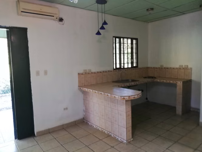Casa con amplio terreno en Nicoya, Guanacaste Gran oportunidad de inversión