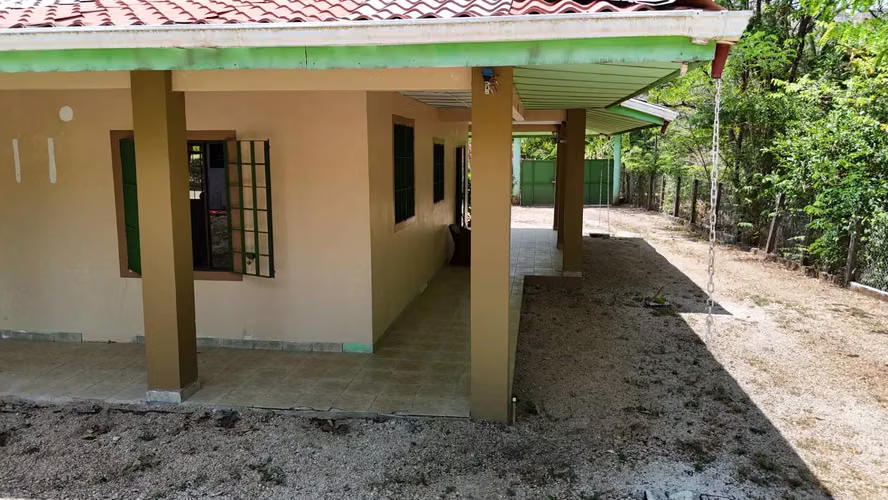 Casa con amplio terreno en Nicoya, Guanacaste Gran oportunidad de inversión