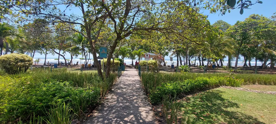 SE ALQUILA CASA DE PLAYA  (Alquiler Mensual)