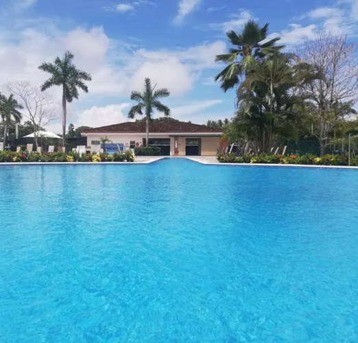 SE ALQUILA CASA DE PLAYA  (Alquiler Mensual)