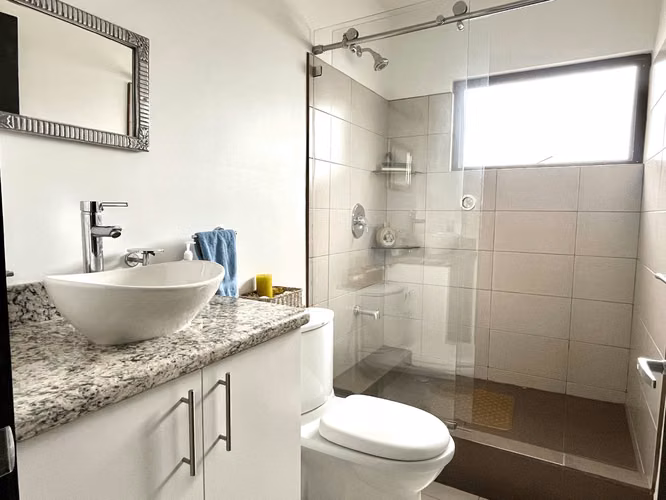 SE VENDE APARTAMENTO - VILA DEL ESTE - CURRIDABAT - AYARCO - NEGOCIABLE