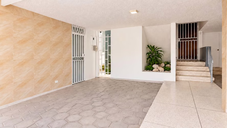 Venta amplia casa en Los Yoses - San Pedro Montes de Oca - Imagen 4
