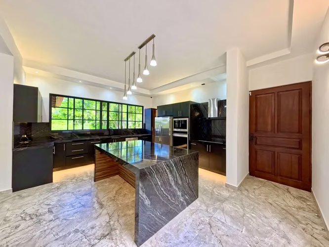 Villa Los Guanacastes en Venta, Espectacular Casa de Lujo con Pozo Privado, Atenas, Alajuela. - Imagen 8