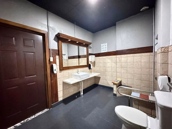 Se Alquila Casa en San Pedro con Uso de suelo Mixto - Imagen 9