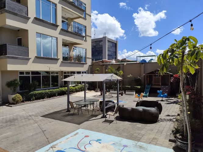 VENTA DE APARTAMENTO AMUEBLADO EN TORRES DEL LAGO - SABANA SUR - Imagen 11