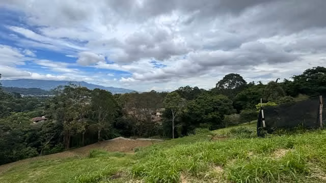 Se vende terreno de lujo en Hacienda Gregal, Curridabat (AD) - Imagen 4