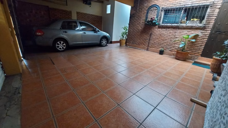 Se vende propiedad en área Comercial Curridabat - Imagen 18