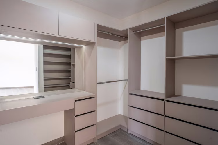 Venta de espectacular casa a estrenar en condominio en Tres Ríos