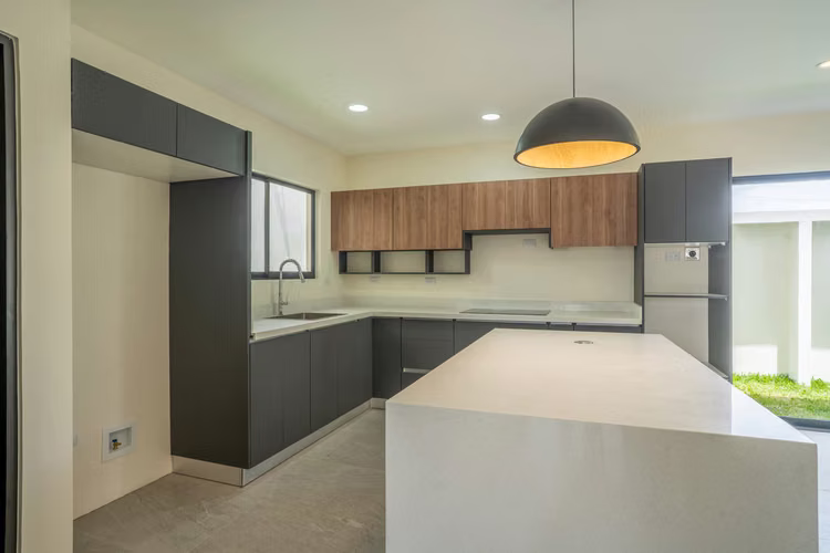 Venta de espectacular casa a estrenar en condominio en Tres Ríos
