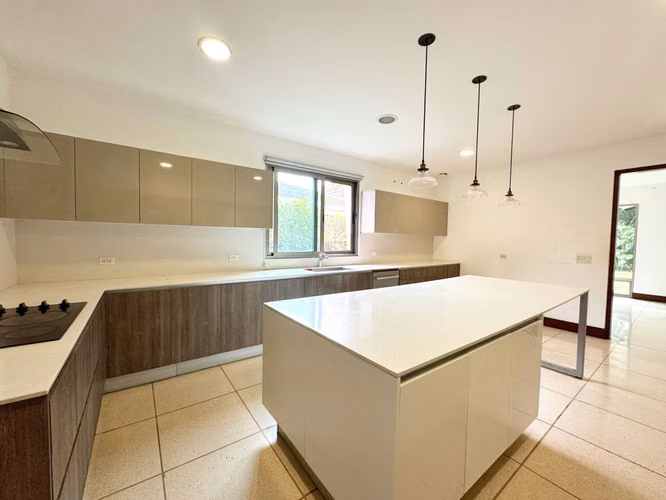 ALQUILER DE CASA EN VALLE DEL SOL - Imagen 19