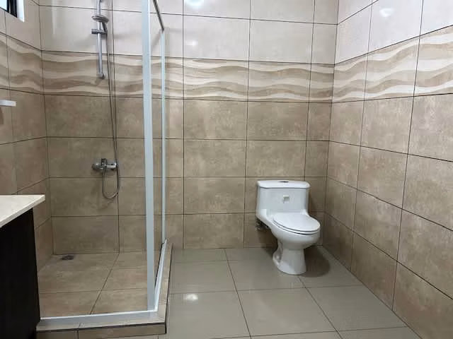 SE VENDE CASA – Condominio Vistas de las Flores, Heredia | CO-585 - Imagen 7