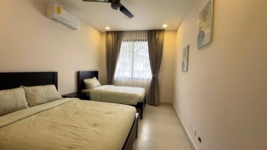 Vendo o Alquilo Casa nueva full amueblada Condominio  Casa Praia, Jacó