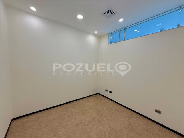 Se vende oficina en Torres Paseo Colon