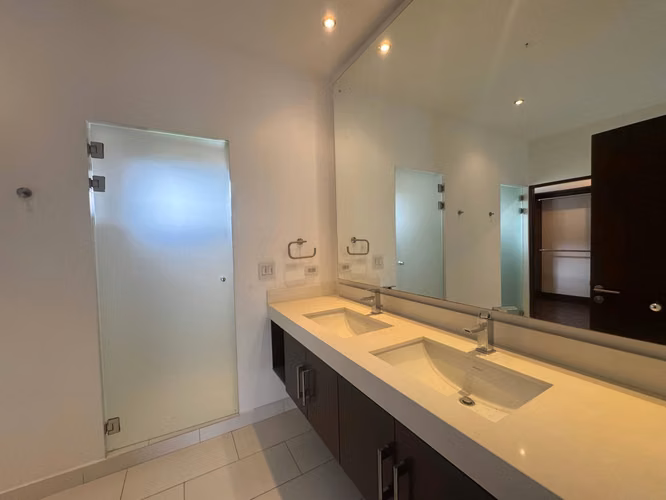 ALQUILER DE CASA EN LOMAS DEL VALLE* - Imagen 20