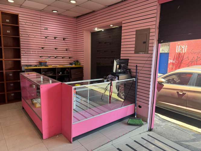 SE ALQUILA LOCAL EN SAN JOSE CENTRO POR RADIOGRAFICA