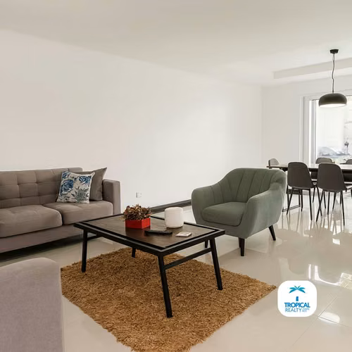 Townhouse Contemporáneo en Venta en Guachipelín, Escazú - Imagen 3