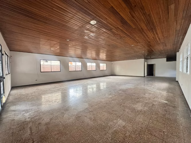 Propiedad Comercial en Alquiler en Sabanilla - Imagen 4