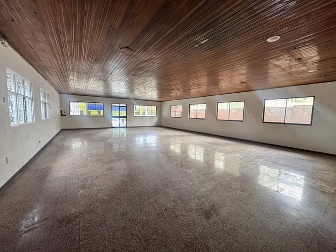 Propiedad Comercial en Alquiler en Sabanilla - Imagen 2