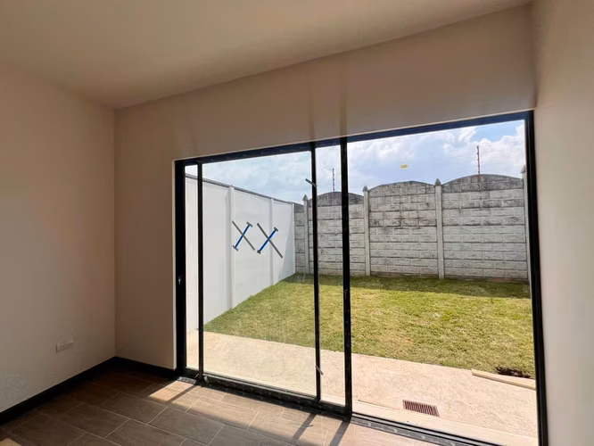 Venta de Casa Nueva en Guadalupe