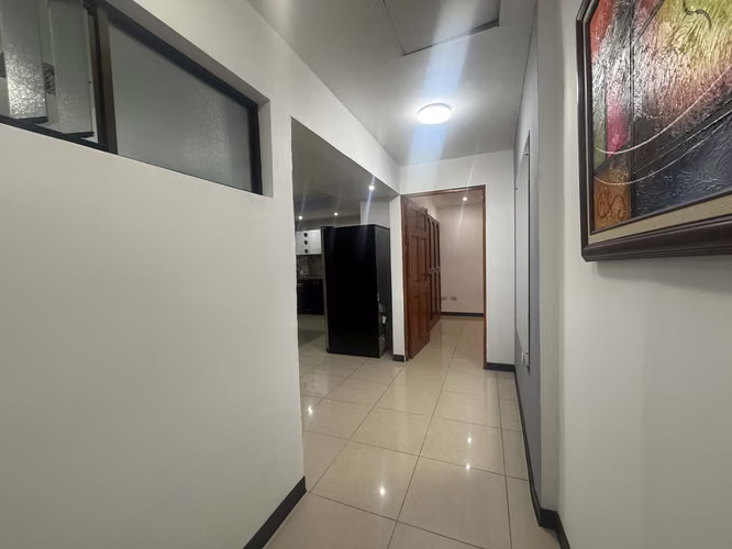 Venta de Casa en Coronado de una planta con 3 apartamentos