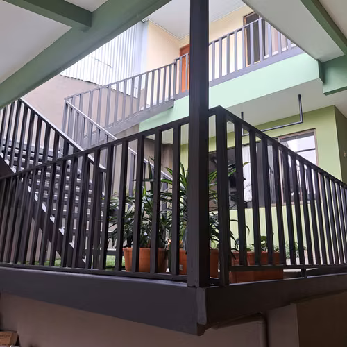 Venta de Casa en Coronado de una planta con 3 apartamentos