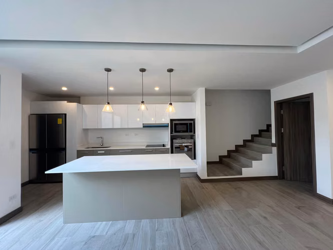 VENTA CASA (Inversión) + Línea Blanca Santa Ana Urbano - Imagen 2
