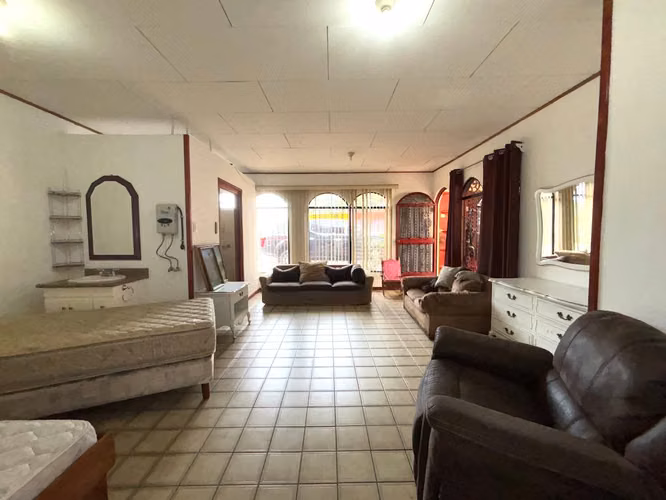 VENTA DE LOTE EN LOS LAURELES CON DOS CASAS - ESCAZU - Imagen 15