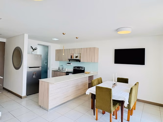 VENTA DE CASA FULL AMOBLADA EN HEREDIA- CARIARI.
