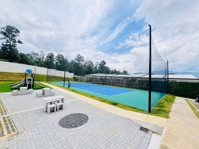 VENTA DE CASA FULL AMOBLADA EN HEREDIA- CARIARI.