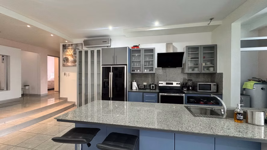 Alquiler Condo Amueblada con Vista Panorámica, San Rafael, Escazú (AD) - Imagen 6